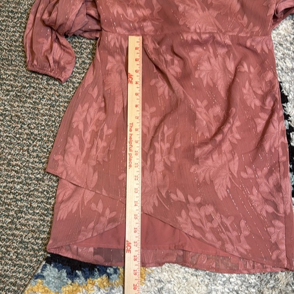 Lulus Mauve Long  Sleeved Floral Flirty Sparkly Lined Mini Dress Size M - Picture 15 of 16